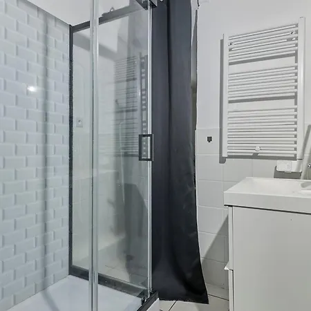 Emeraude, T2 Hypercentre, Terrasse, Charme Et Detente Apartman